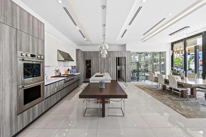 Italkraft Chef Kitchen. Sub Zero, Wolf & Dacor Appliances.