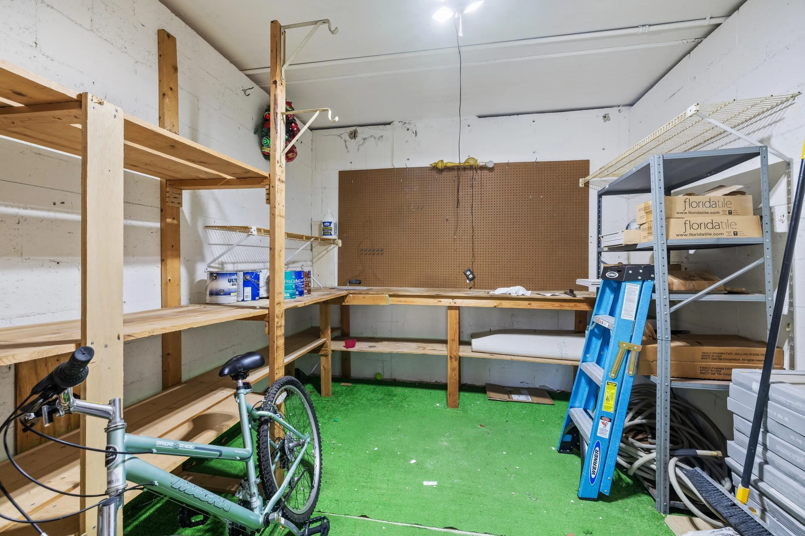 Property photo 35