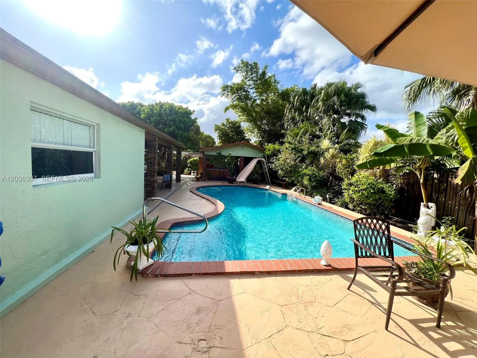 Property photo 32