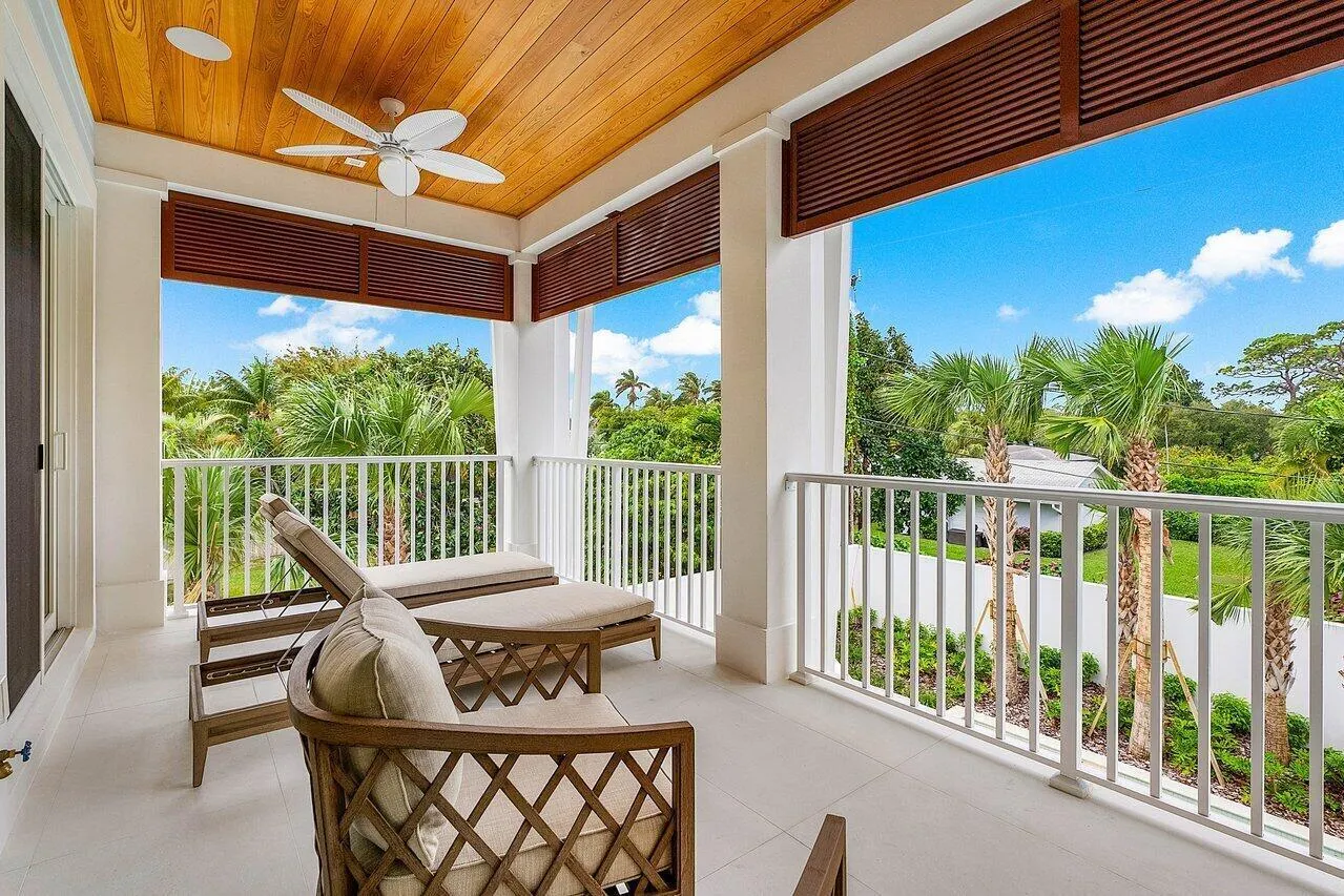 031-909BondWay-DelrayBeach-FL-33483-SMAL