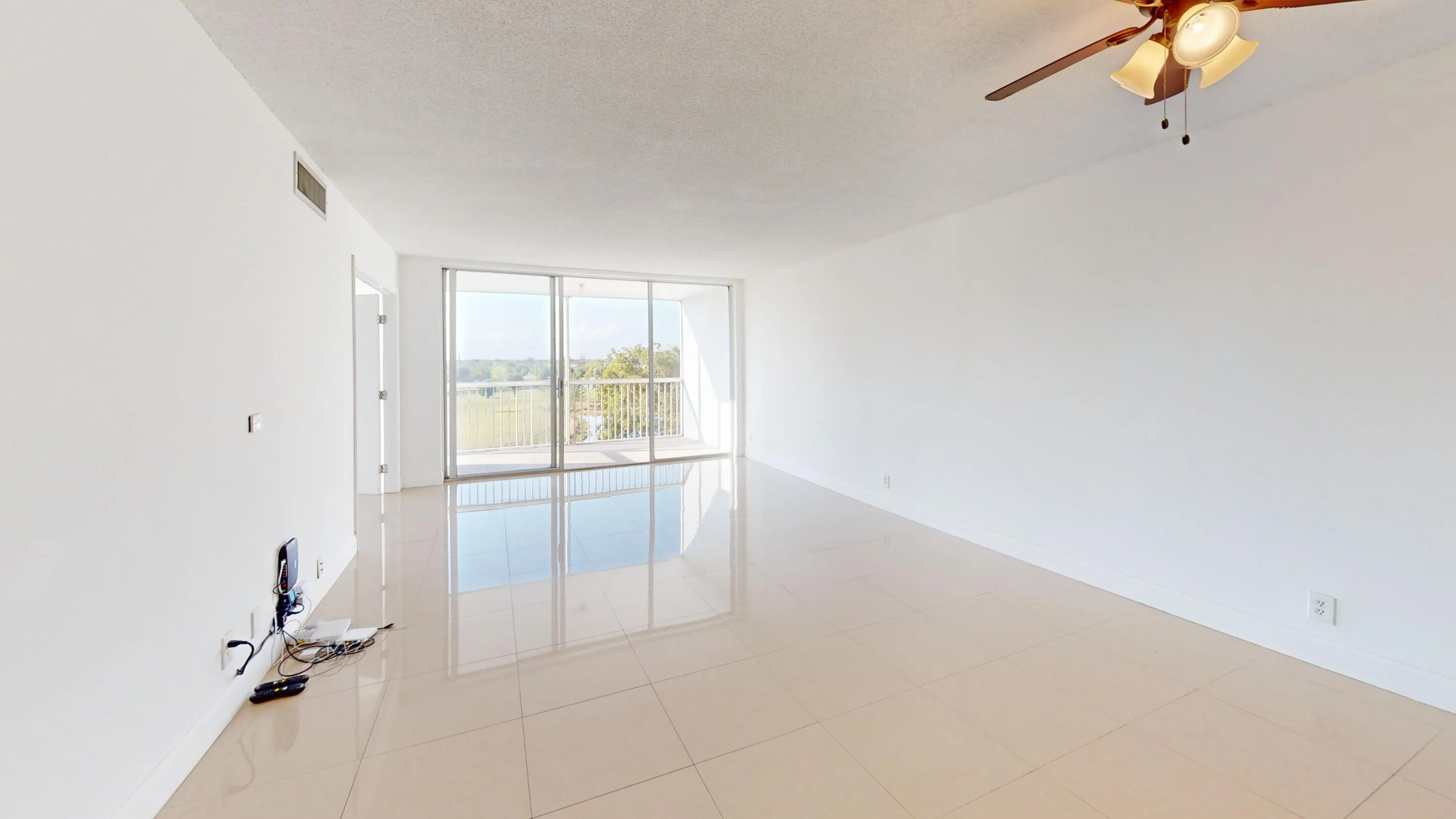 Living Room (13)