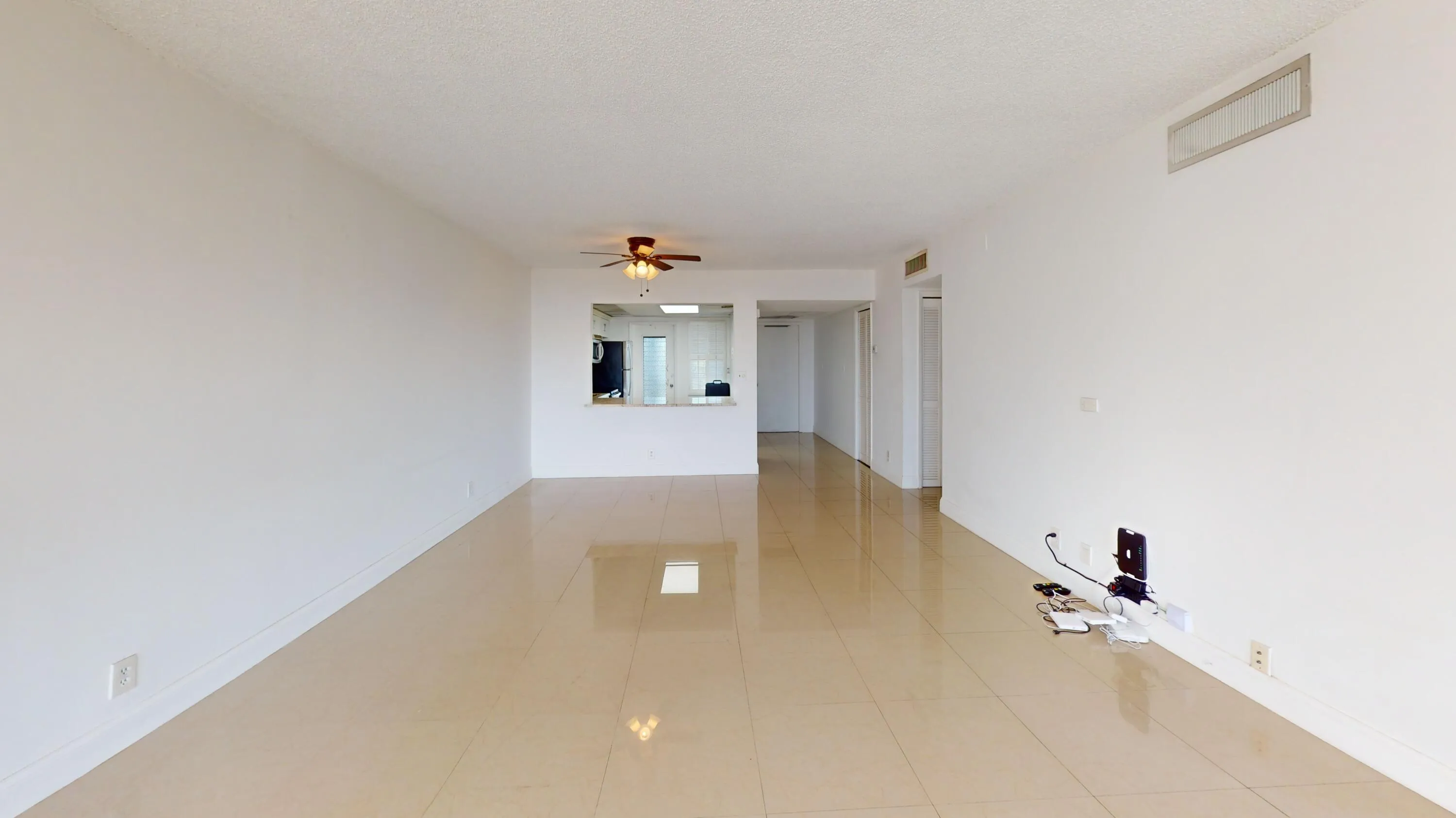 Living Room (14)