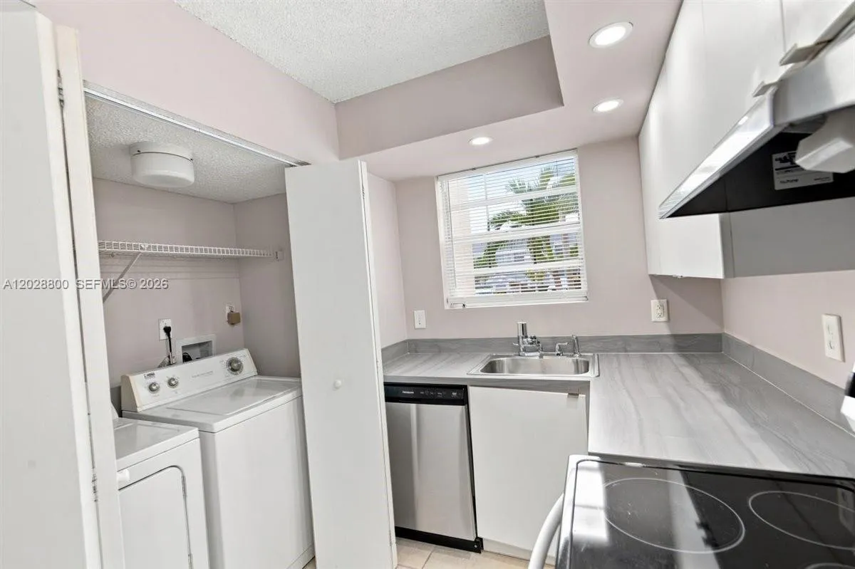 Property photo 125