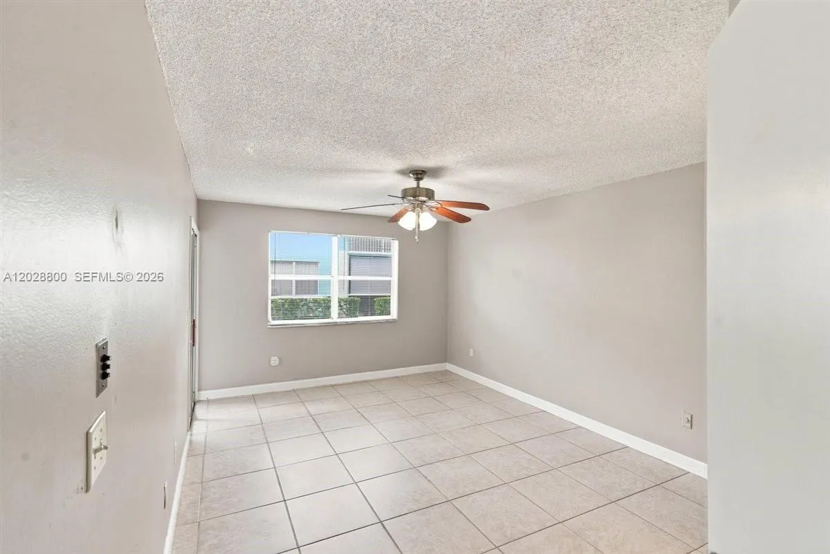 Property photo 159