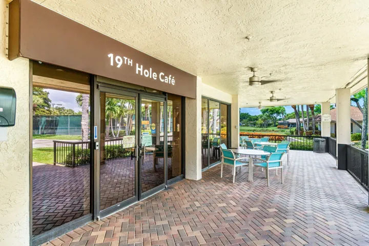 Country Club 19th Cafe
