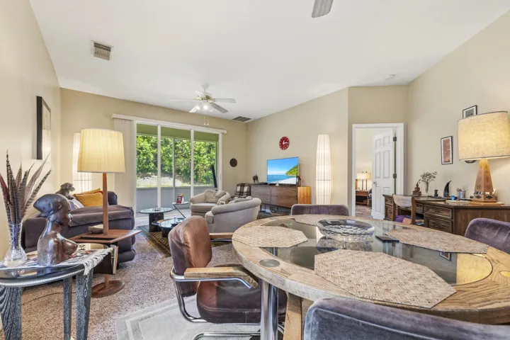 Living Room/dining room