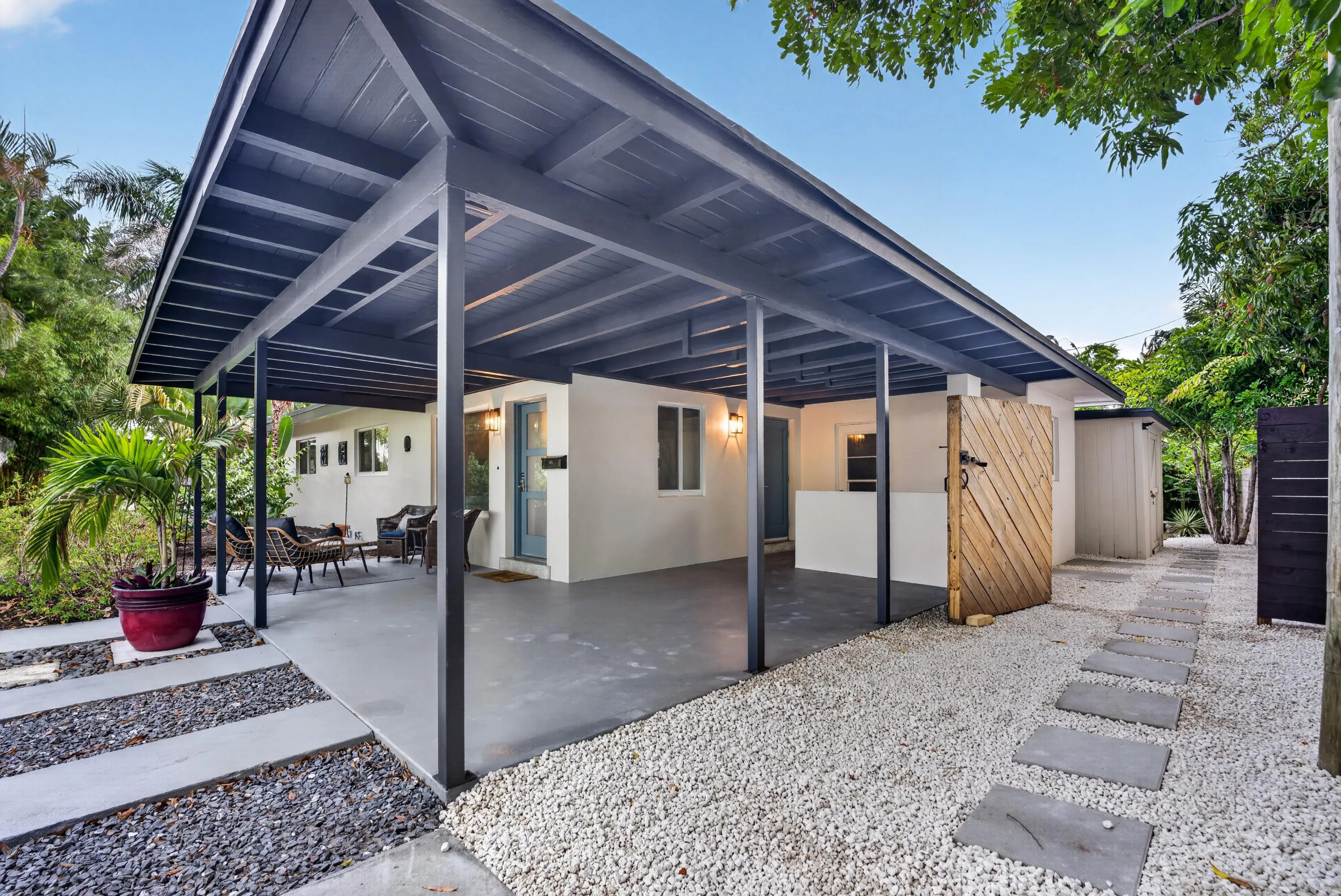 Beautiful carport area