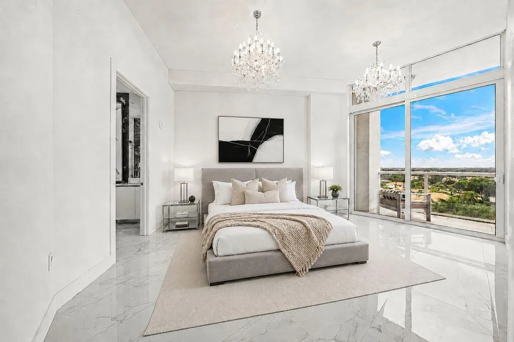 Bedroom 3 with Balcony