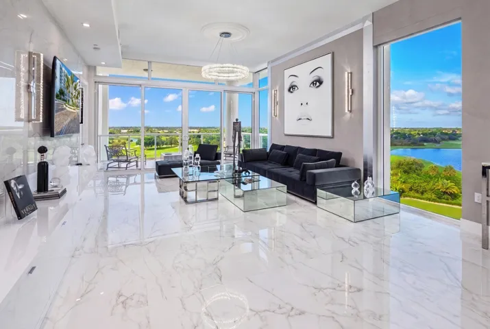 Fabulous Corner Akoya Penthouse B804