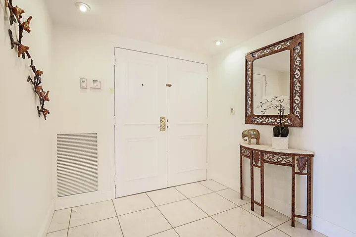 04_2917_S_Ocean_Blvd_Unit_404_mls