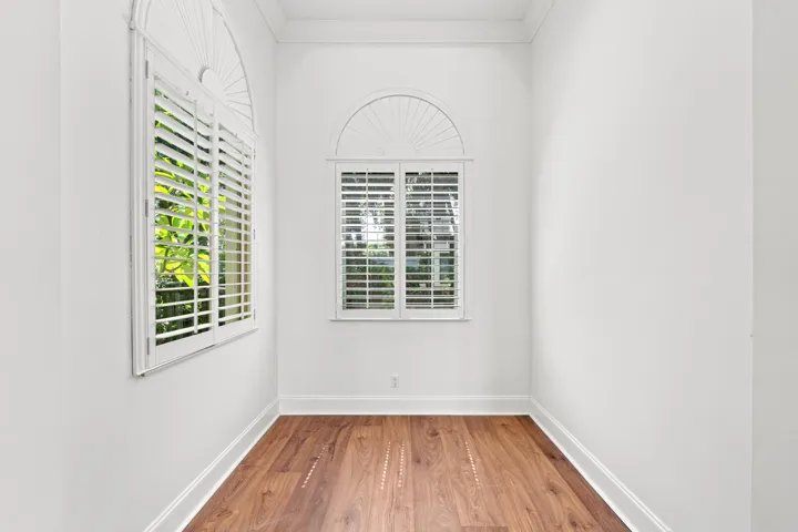 Primary Bedroom Sitting Area