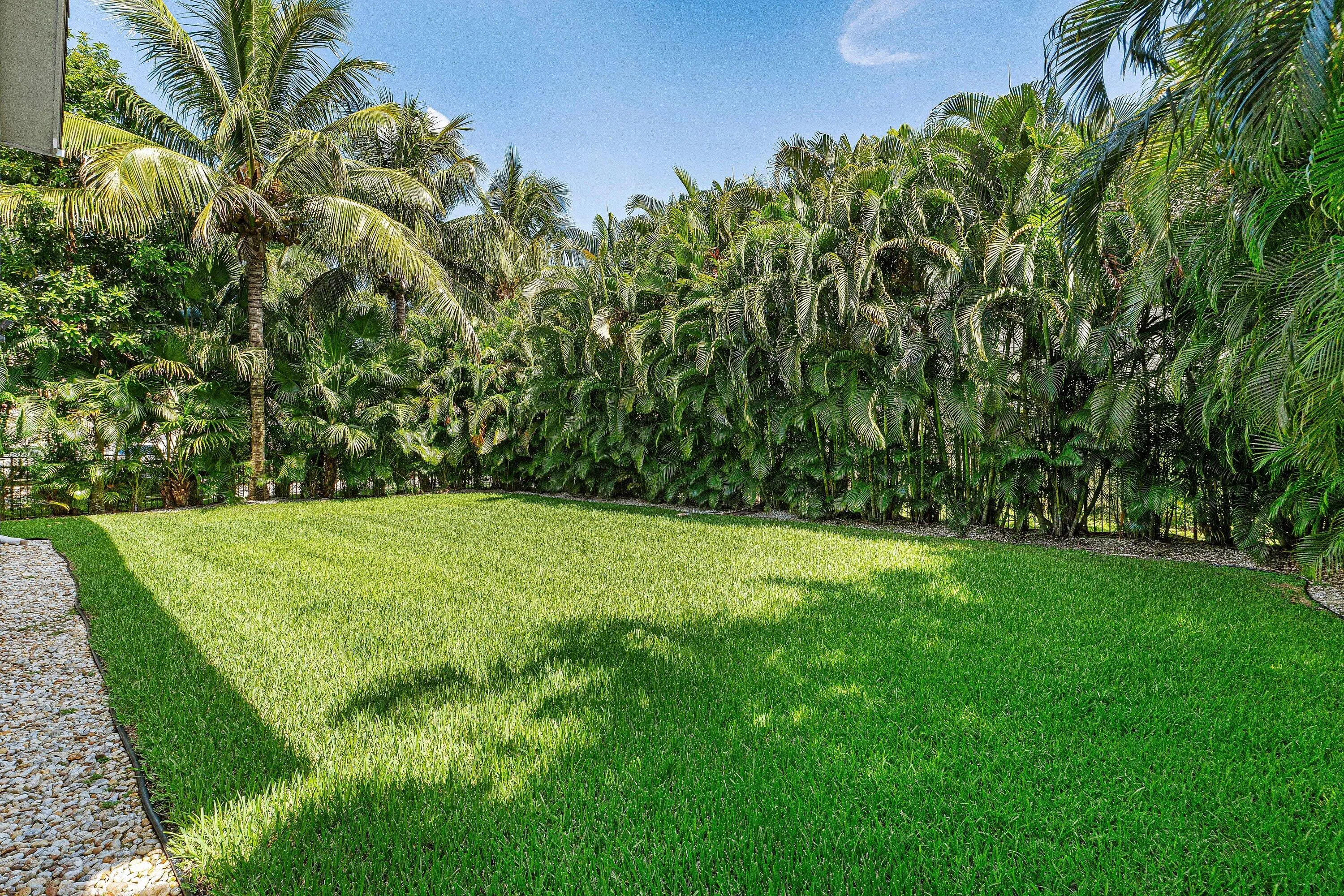 048-11030MistyRidgeWay-BoyntonBeach-FL-3