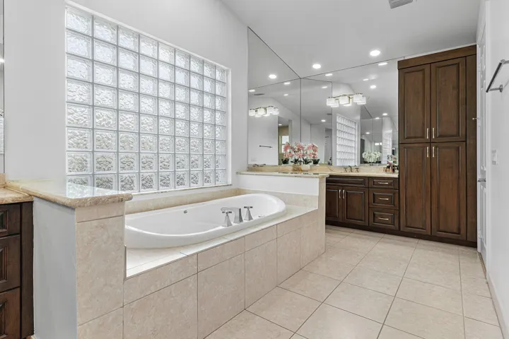 033-11030MistyRidgeWay-BoyntonBeach-FL-3