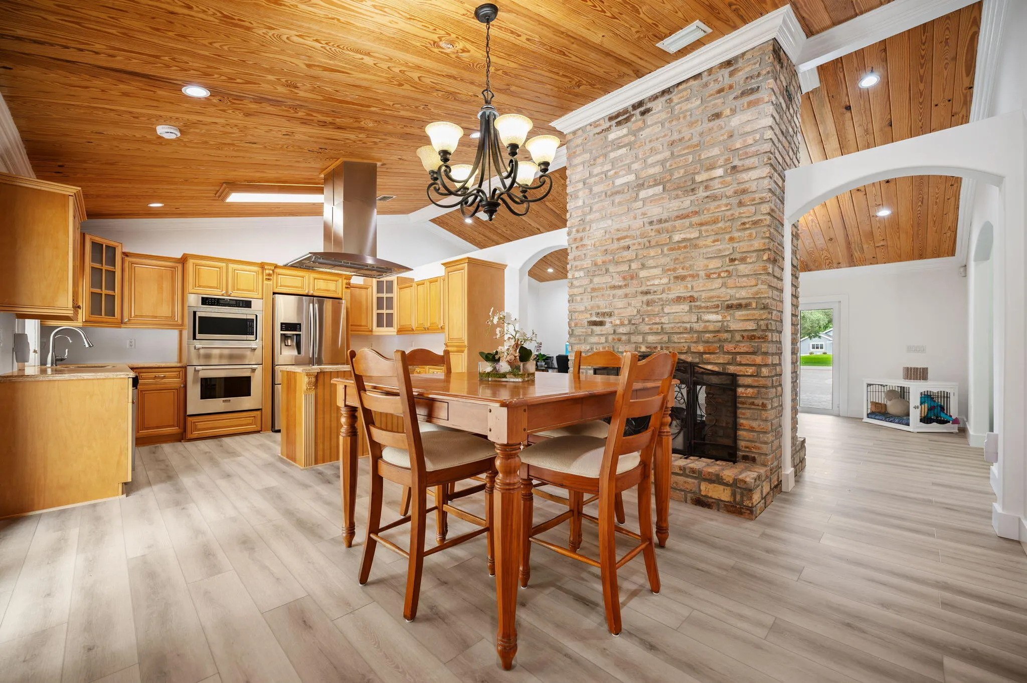 12-web-or-mls-5700-sw-196th-ln