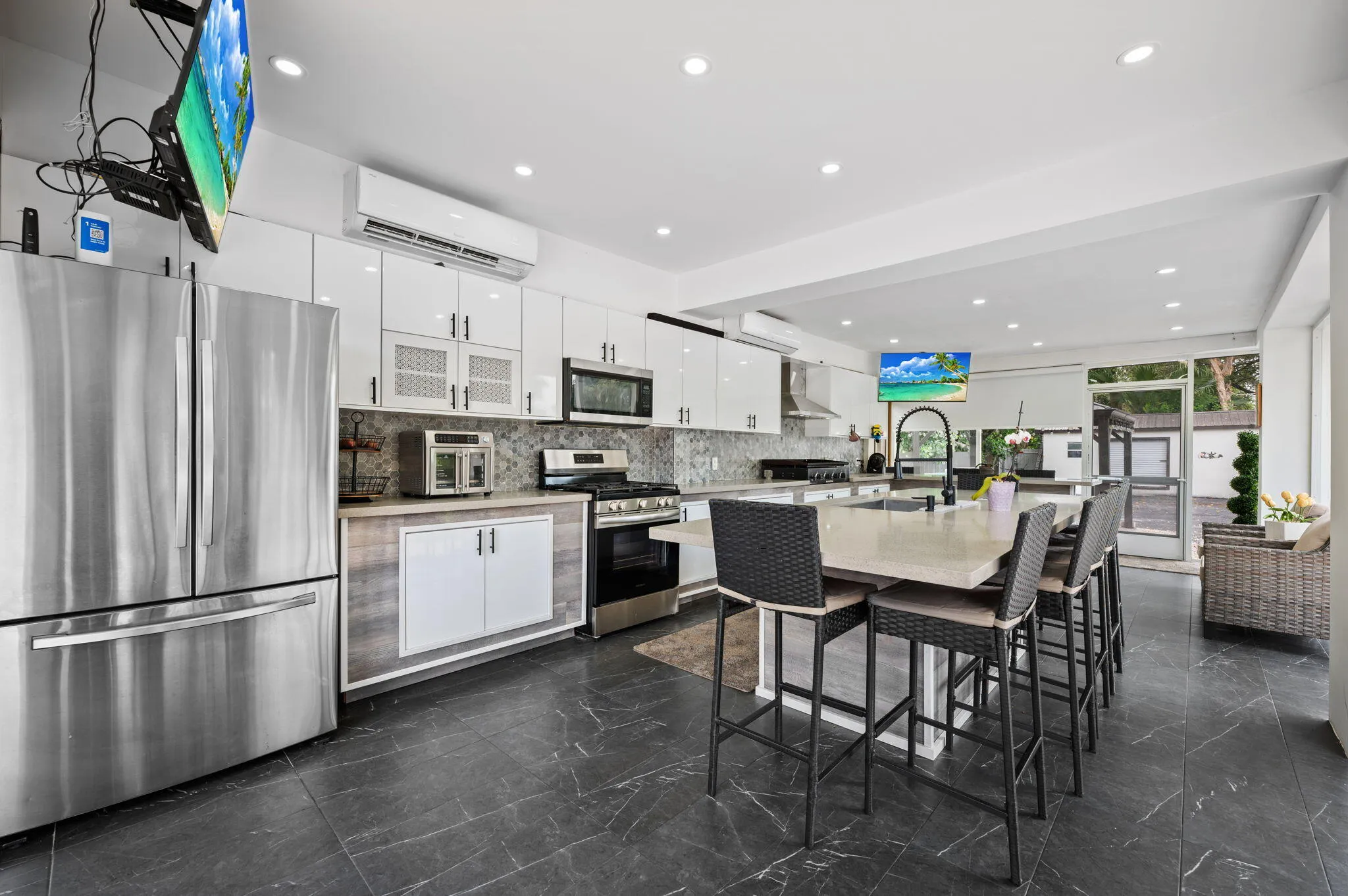 31-web-or-mls-5700-sw-196th-ln