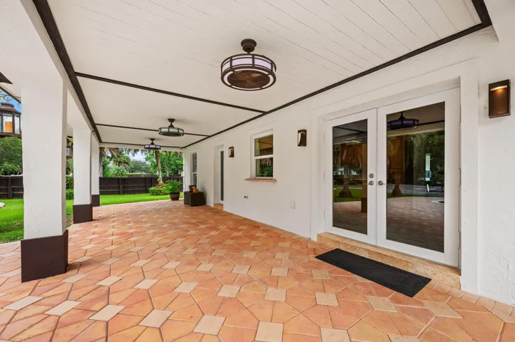 27-web-or-mls-5700-sw-196th-ln