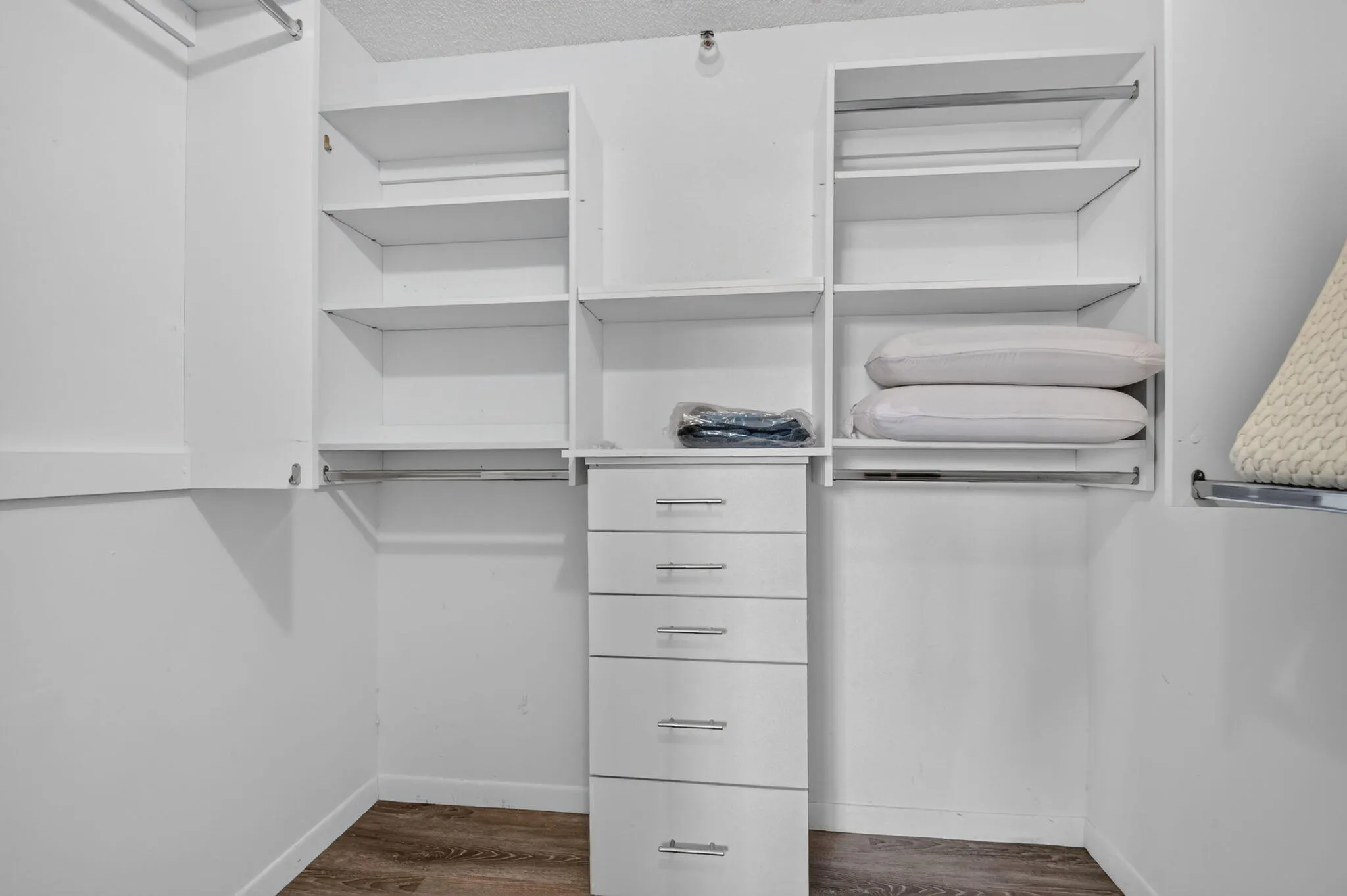 Walk in closet