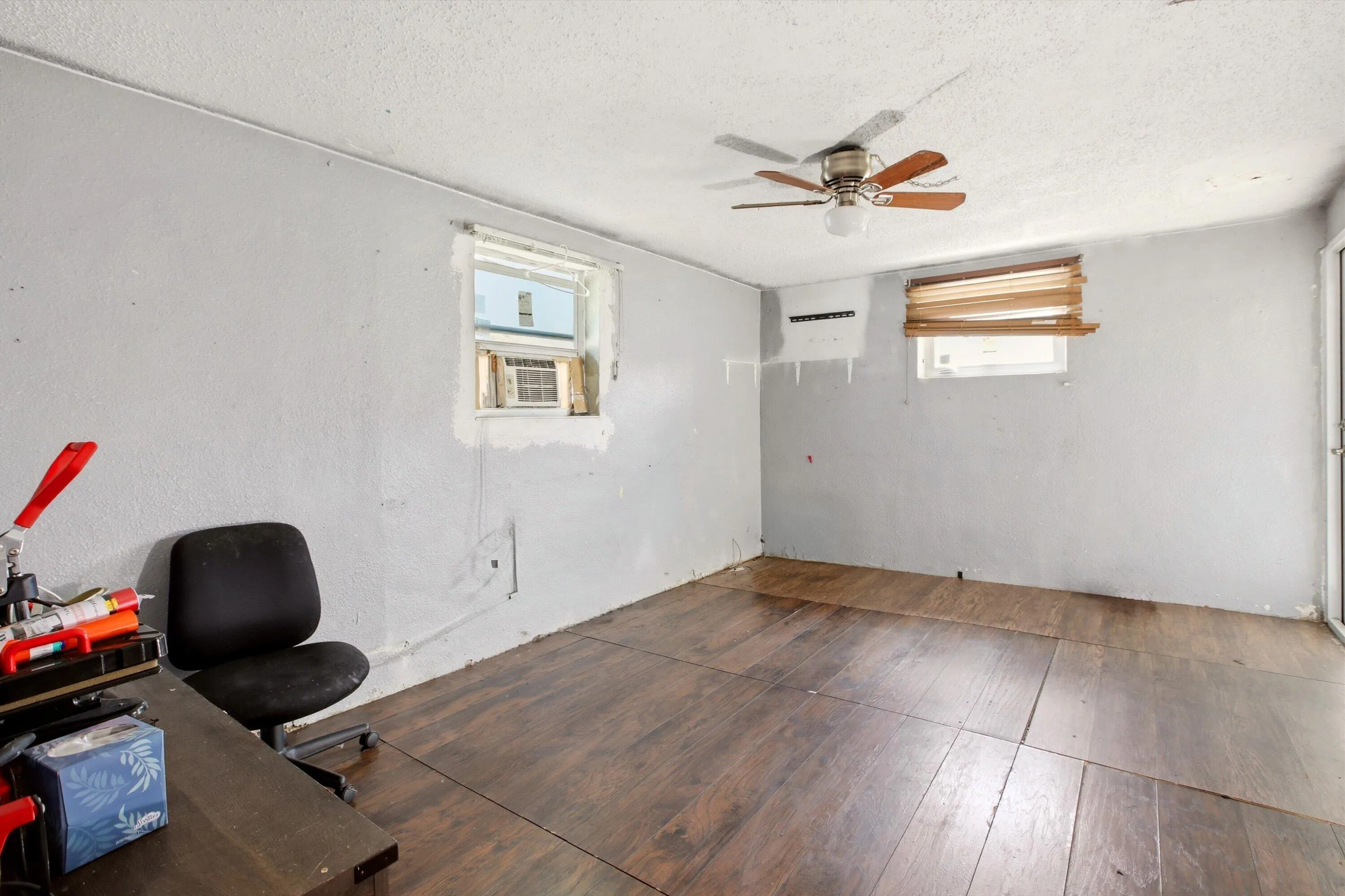 19-Property Photo 019