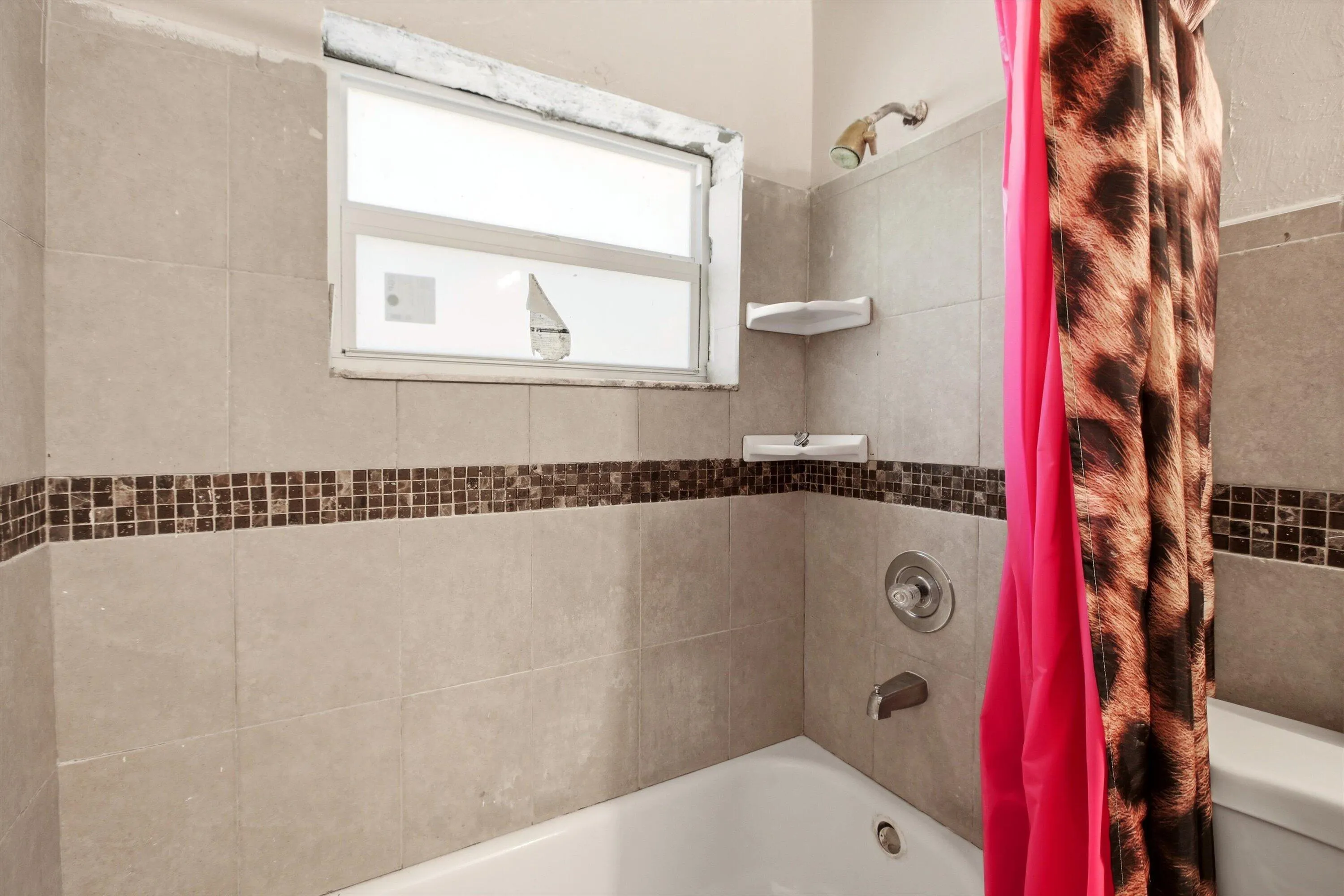18-Property Photo 018