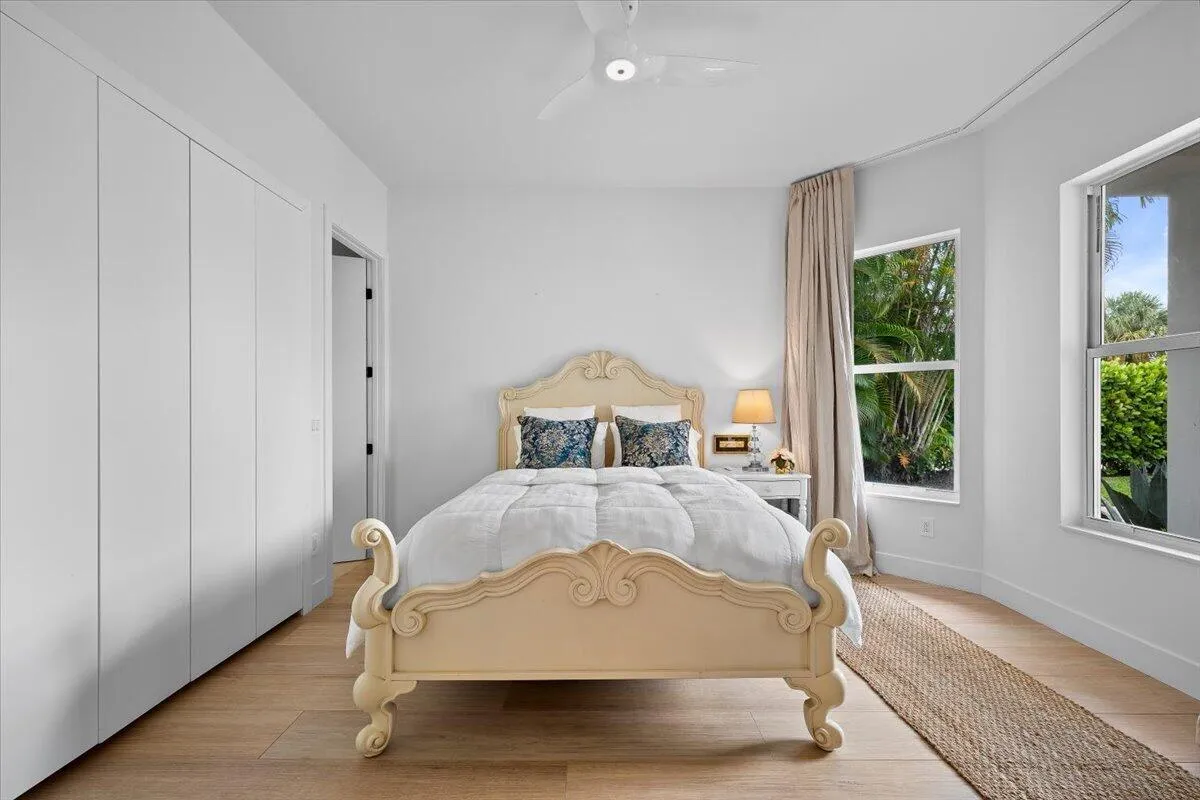 3rd Bedroom/Office/Den
