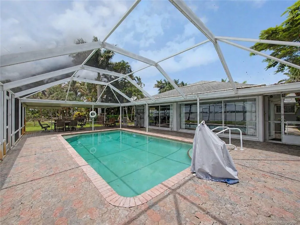 Property photo 30
