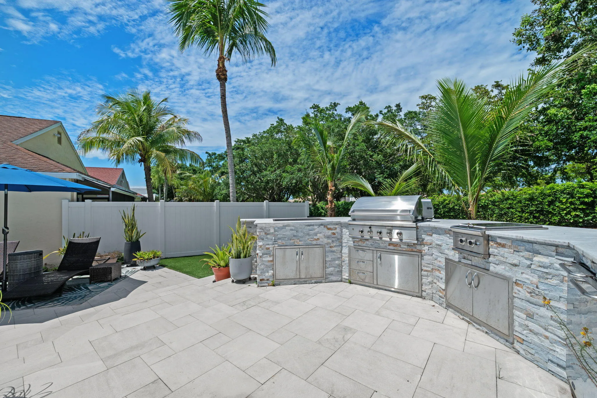 46-web-or-mls-22612-middletown-dr