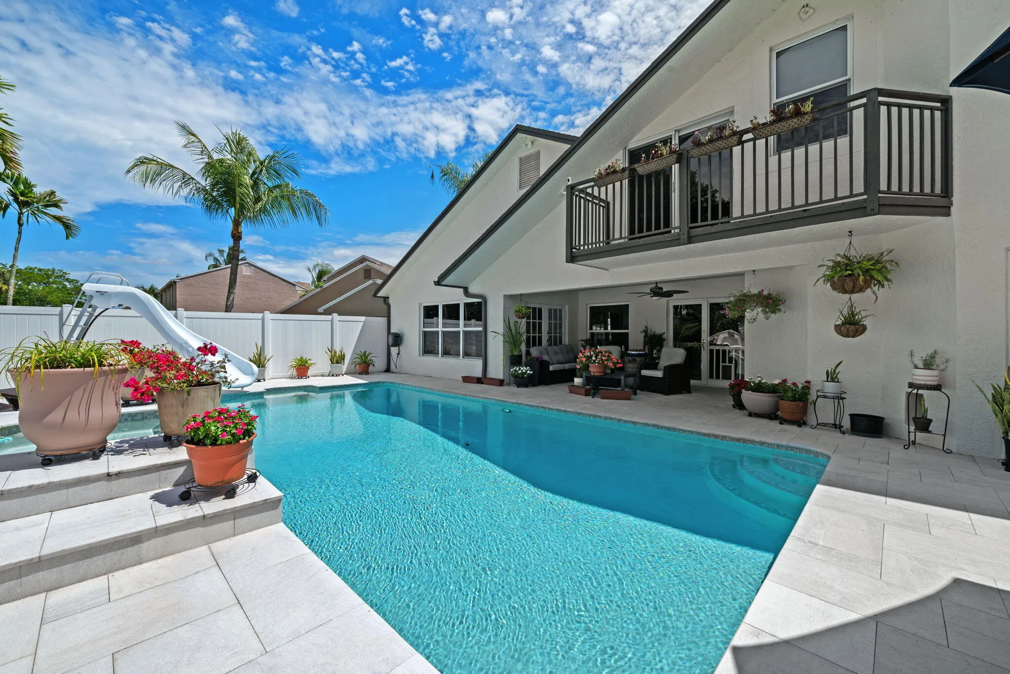 40-web-or-mls-22612-middletown-dr