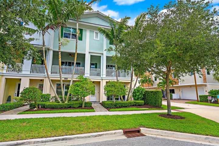 End Unit Alton Townhouse