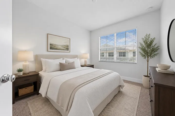 Guest Bedroom 2 - 3rd Floor