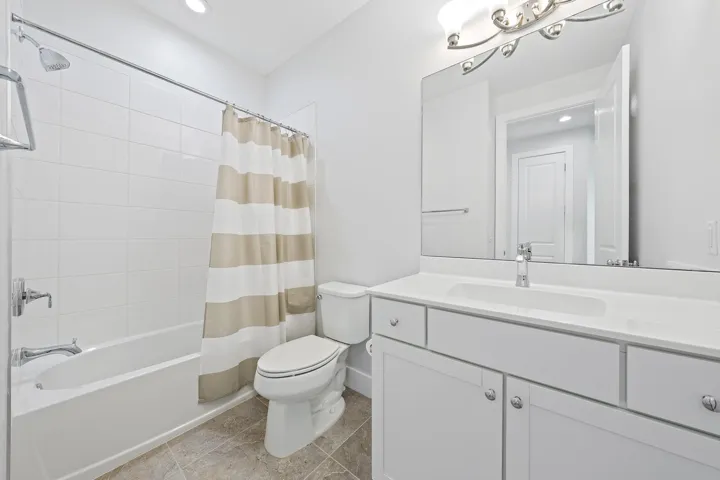 Guest Bathroom - 3rd Floor