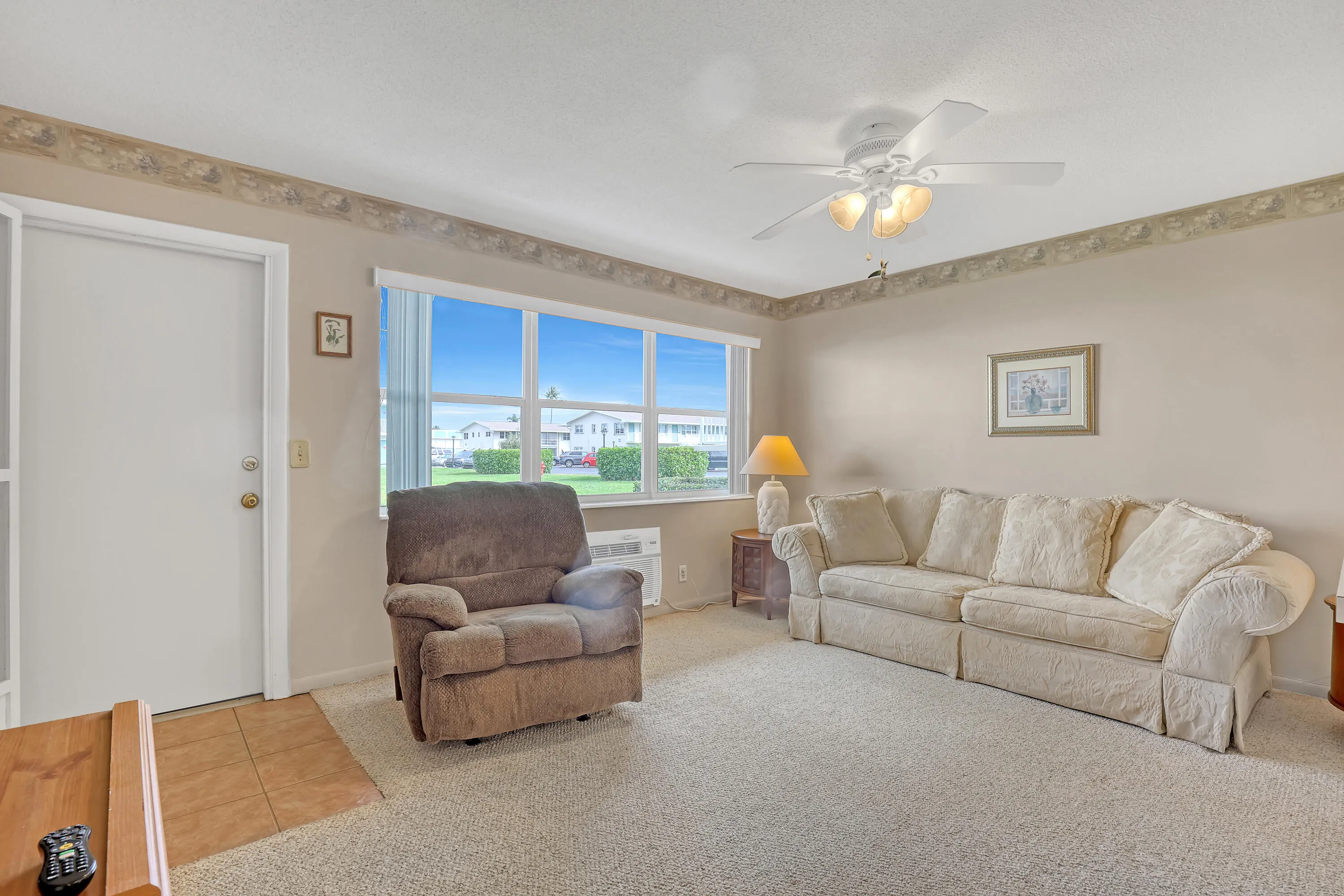Spacious Great Room