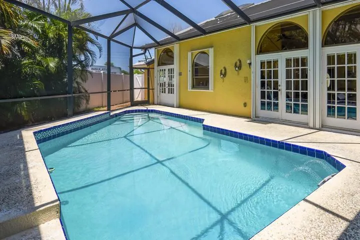 Property photo 37