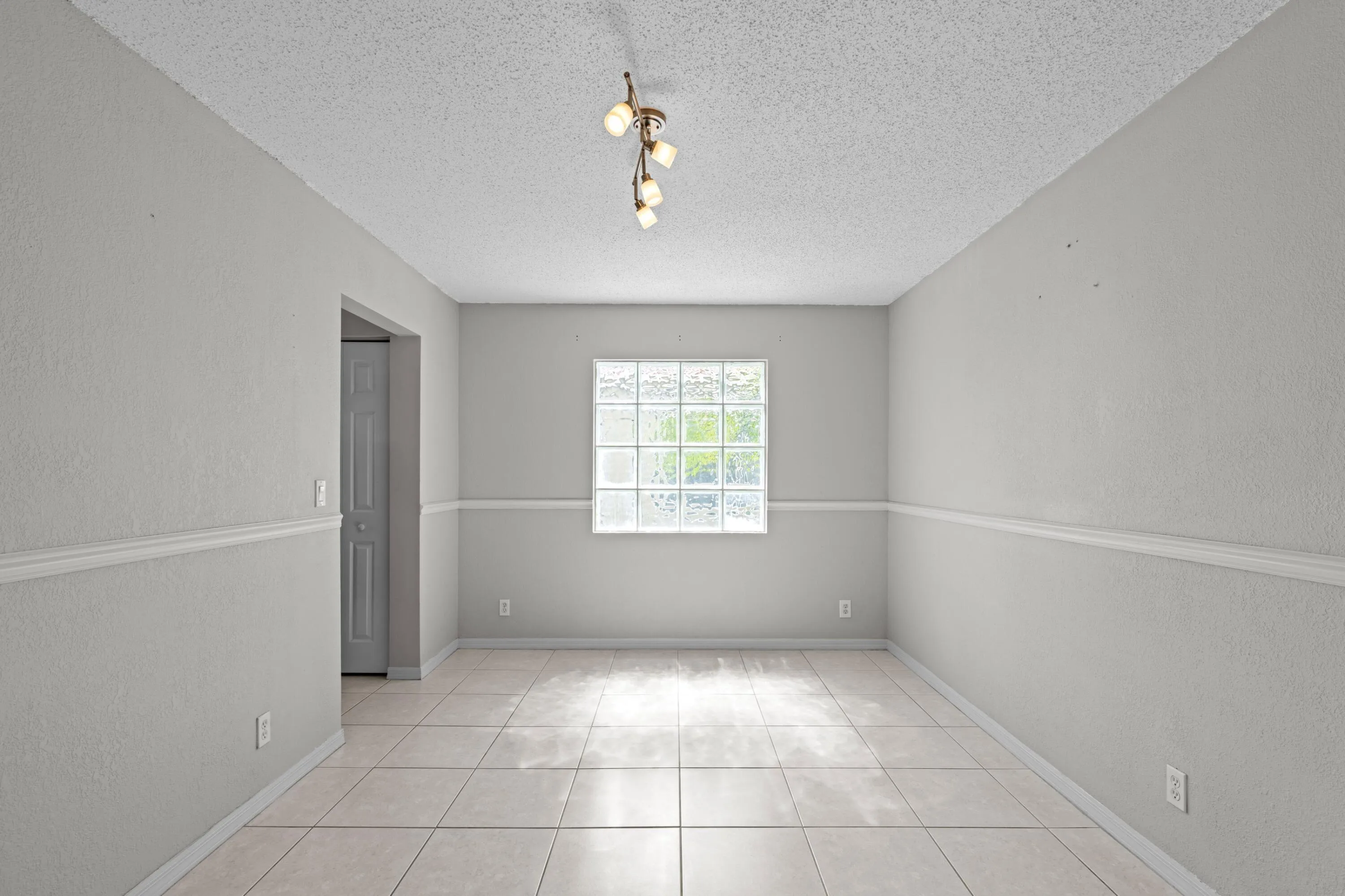 3961 Crescent Creek Place - Dining