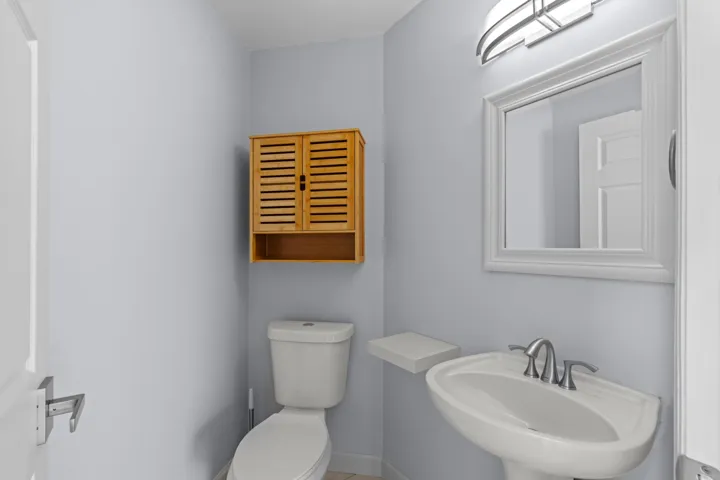 3961 Crescent Creek Place - Half Bath