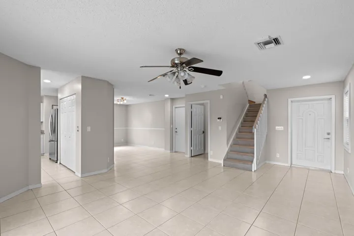 3961 Crescent Creek Place - Living 4