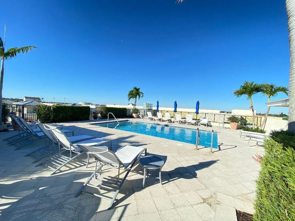 Astor Heated Pool Rooftop