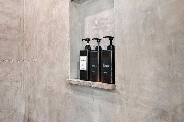 Photo 53