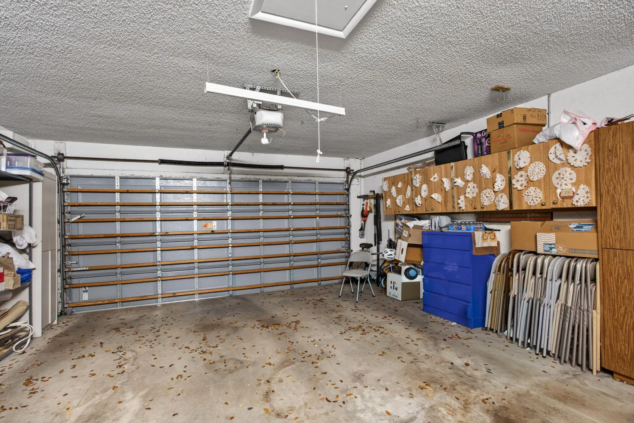 2 car garage