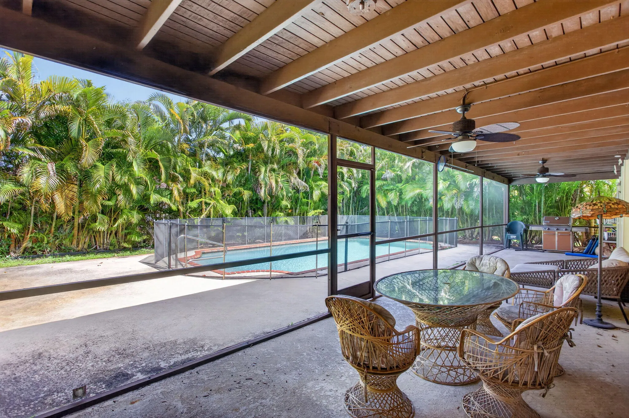 Screen enclosed patio