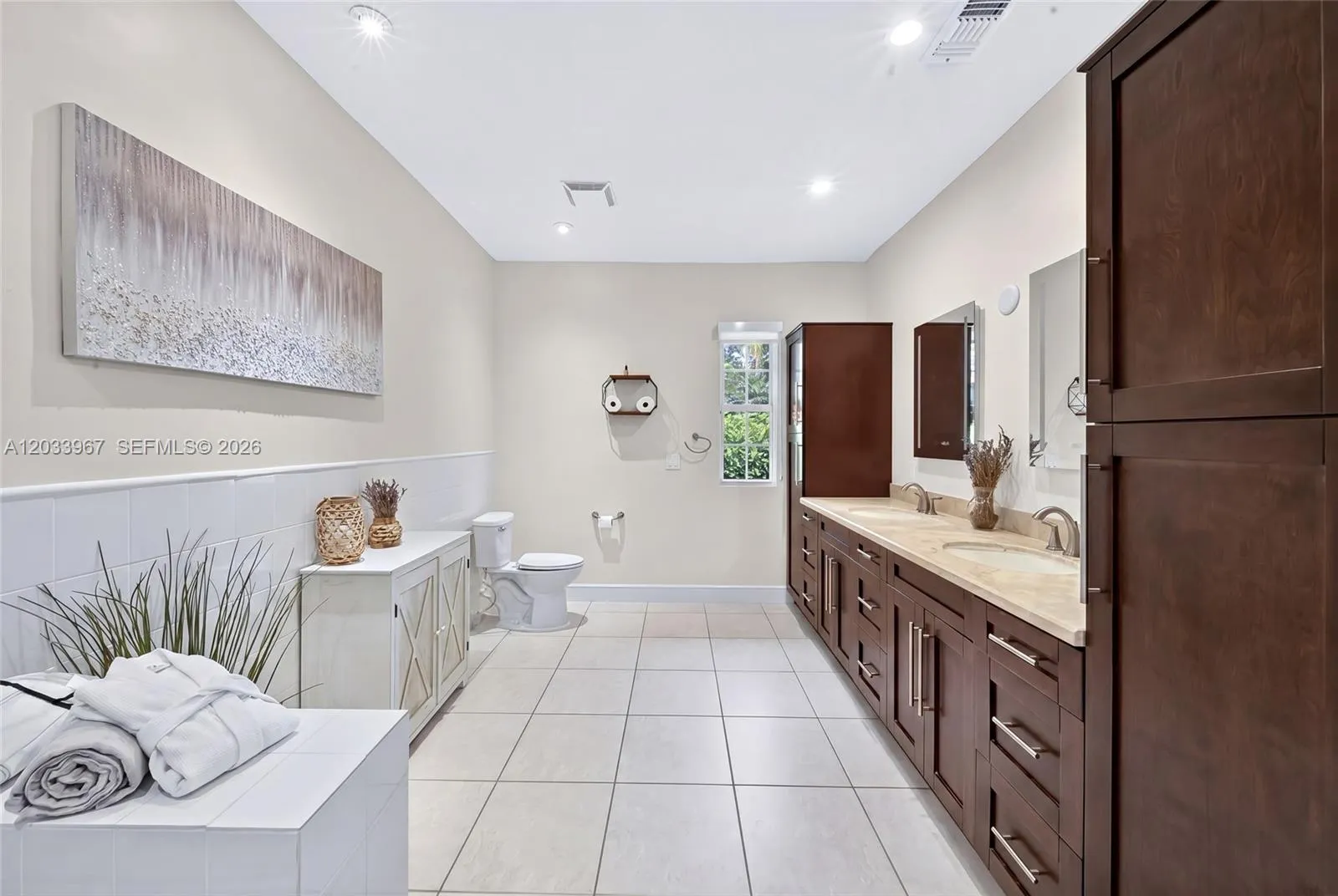 Property photo 119