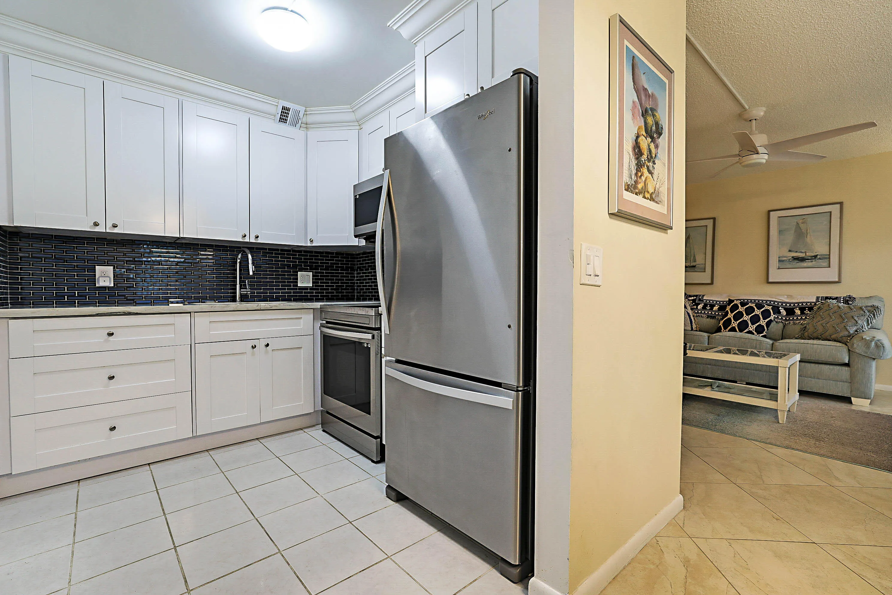 1023 Ellesmere B -10