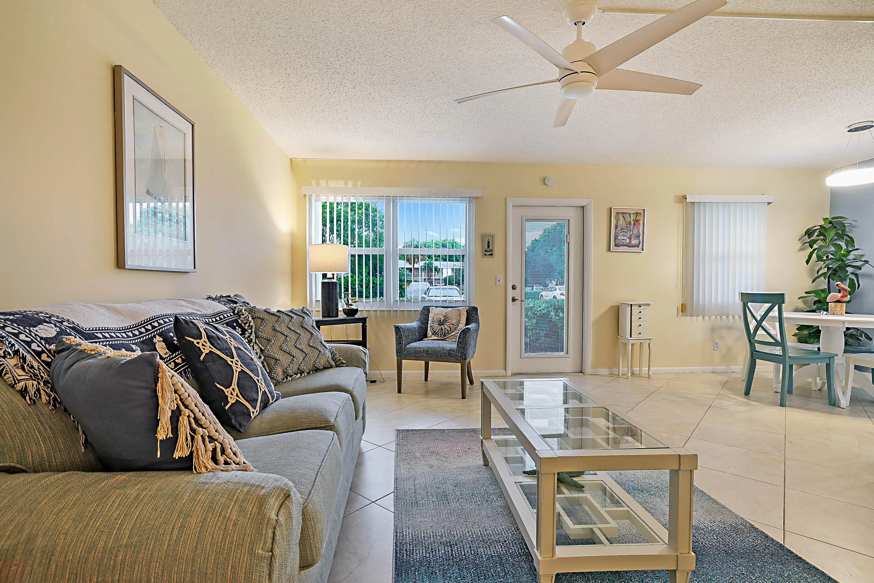 1023 Ellesmere B -5