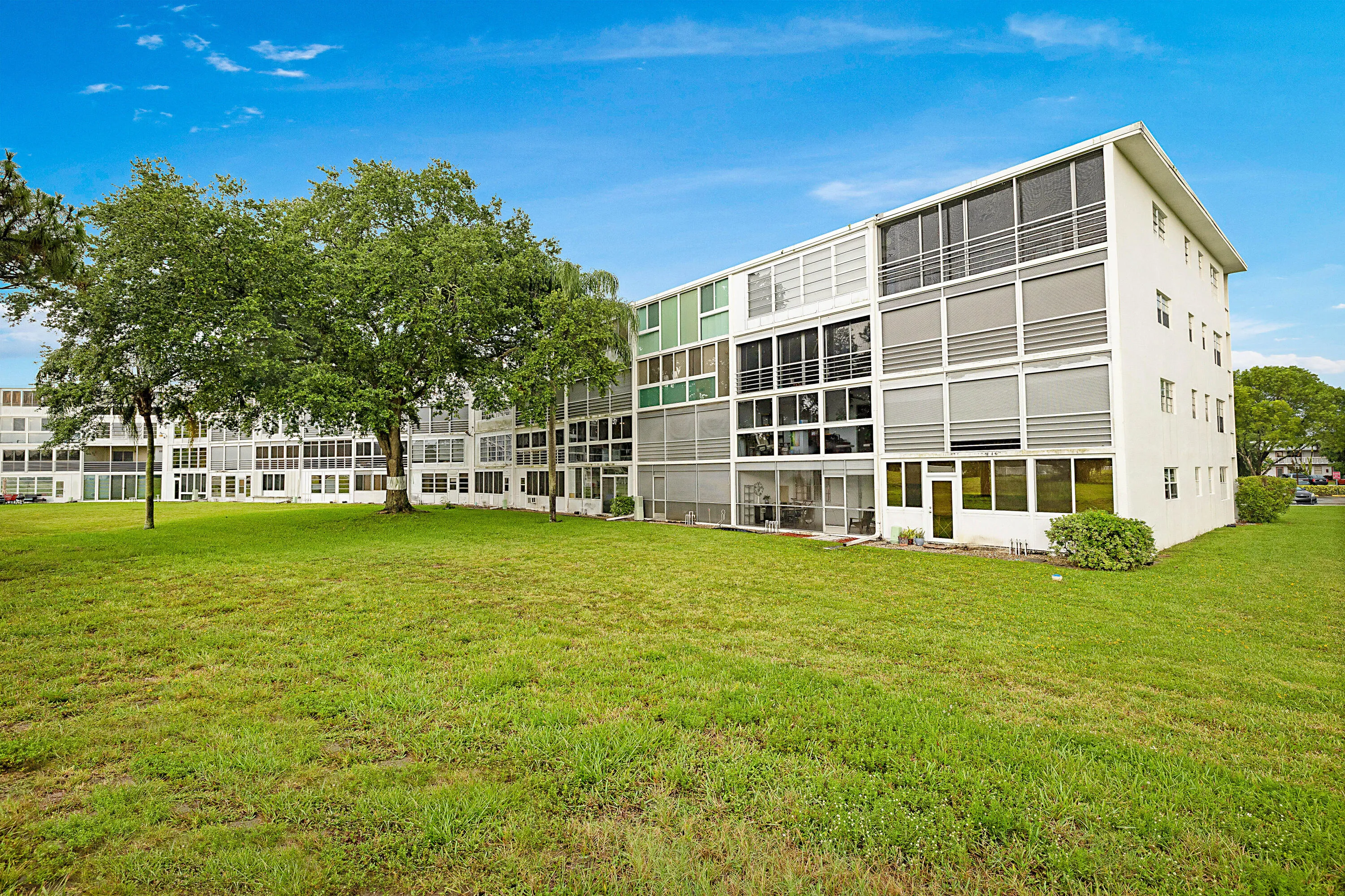 1023 Ellesmere B -23