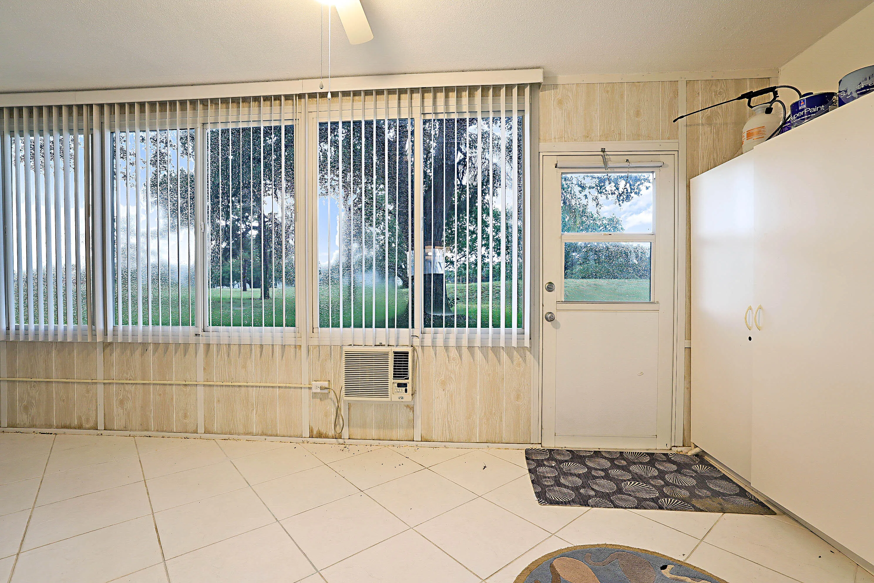 1023 Ellesmere B -20