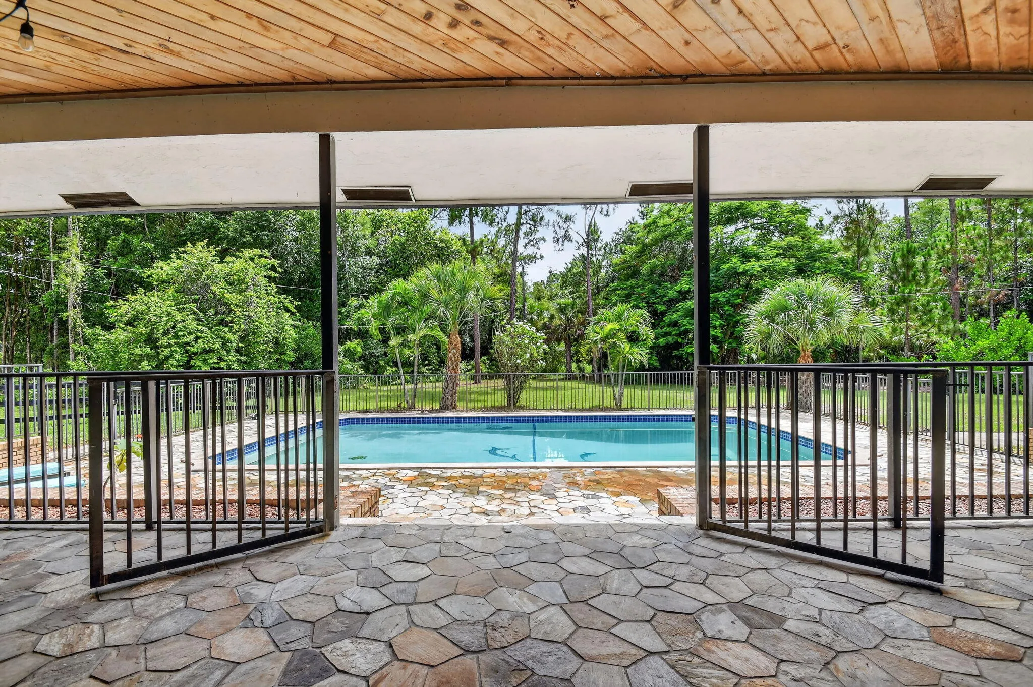 Property photo 68