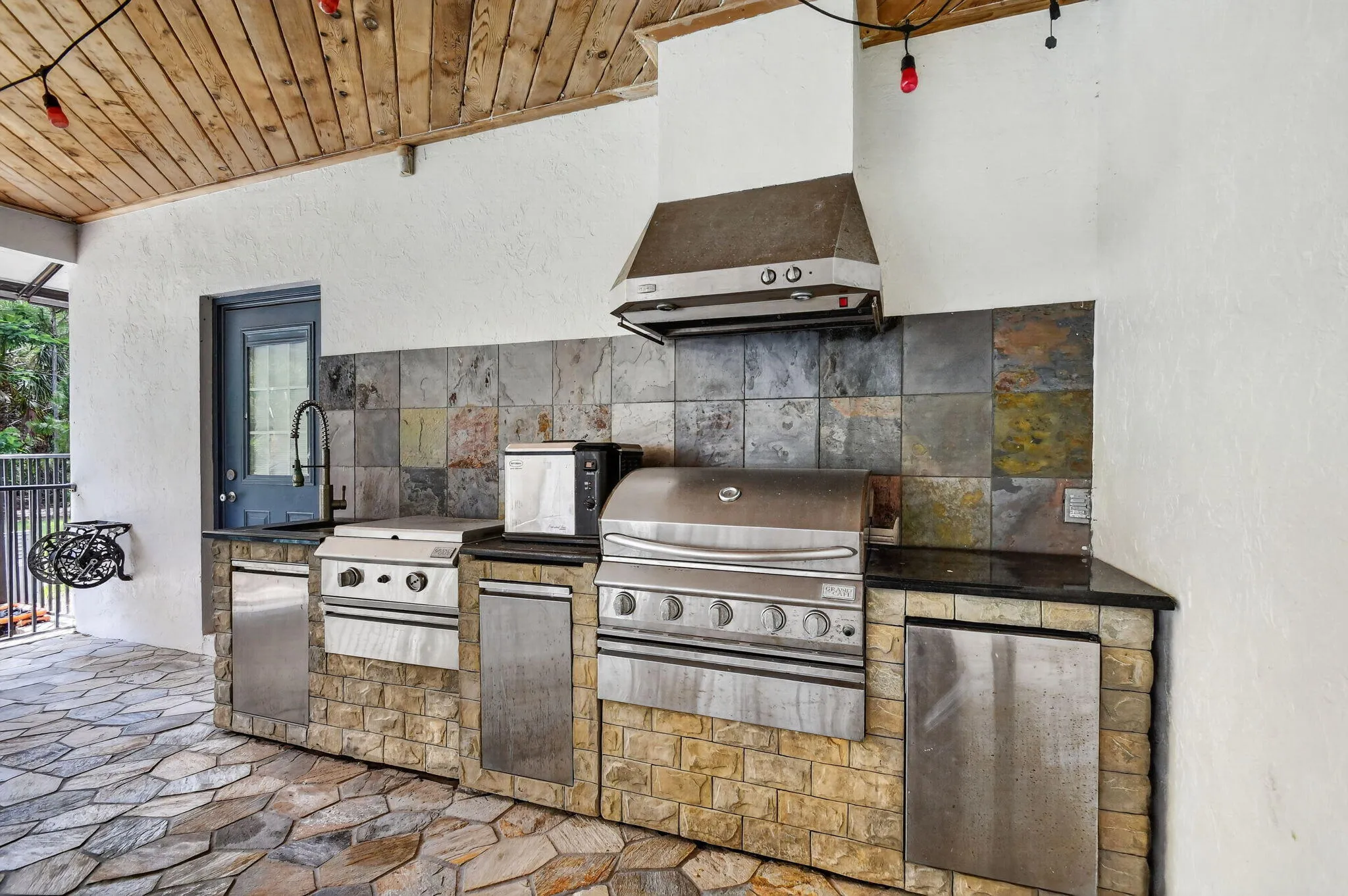 Property photo 75