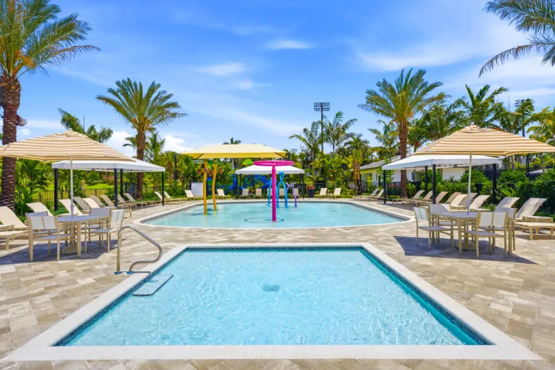 LOE Clubhouse-Pool-193
