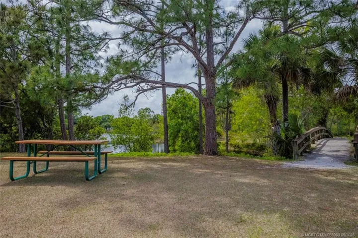 Main Park on Pinecrest Lakes Blvd