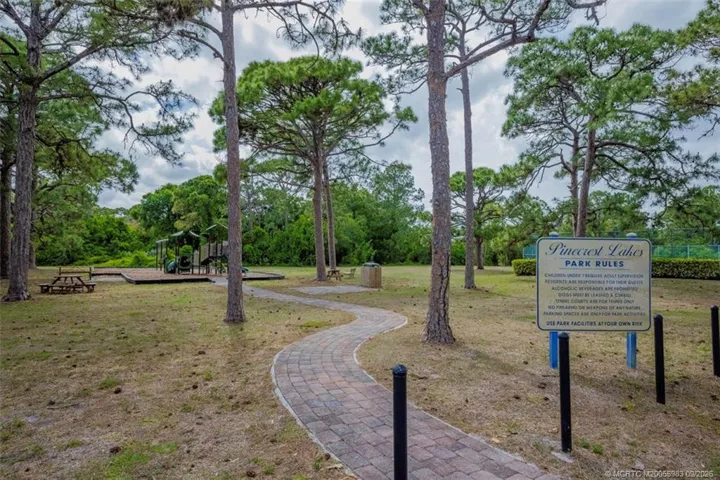 Main Park on Pinecrest Lakes Blvd