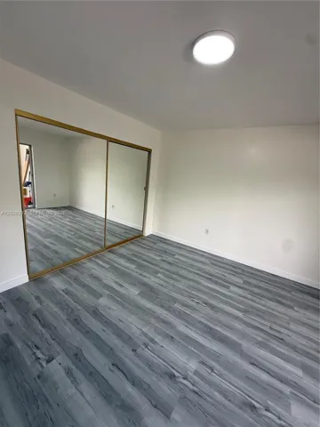 Master Bedrooom